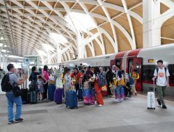 Musim Liburan, Whoosh Telah Jual 350 Ribu Tiket