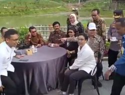 Candaan Airlangga Kursi Kapolri Saja Diambil, Dibalas Bahlil: Masuk Itu Barang!