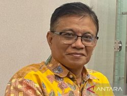 Prof Didik Rachbini: Daya Beli Masyarakat Turun, Kelas Menengah Turun Kelas