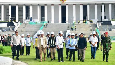 BaraNusa: Bukan Istananya yang Bau Kolonial Tapi Rezim Jokowi yang Bermental Kolonial