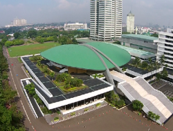 Unpad Melawan, Hari Ini Kelas Pindah ke Senayan
