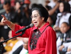 Dua Pidato Senggol Kapolri, Megawati Intimidasi?