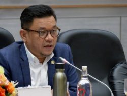 DPR Minta Masyarakat Tak Perlu Perdebatkan Imbauan Adzan Saat Misa Akbar
