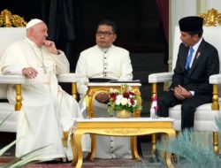 Paus Fransiskus Kaget Dengar Cerita Jokowi, Banyak Warga Indonesia Masih Memilih Punya Anak