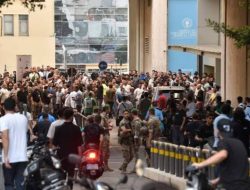 Ledakan Ribuan Pager Hizbullah di Lebanon, Mossad Tanam Bom Saat Proses Produksi