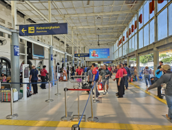 Jumlah Penumpang Melonjak, KAI Tambah Fasilitas Layanan Stasiun Pasar Senen