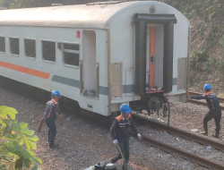KA Walahar Anjlok di Purwakarta Sejumlah Kereta Alami Keterlambatan