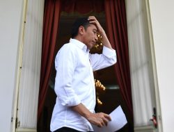 Kumpulkan Kapolda hingga Kapolres di IKN, Jokowi Dinilai Sedang Panik