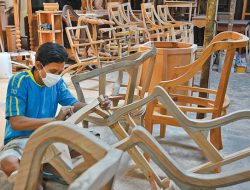 IKM Furnitur Makin Berdaya Saing Global. Ekspor Tembus Miliaran Dolar
