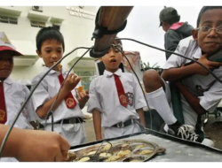 Perhatian! Jajanan Mengandung Gula, Garam dan Lemak Berlebihan Dilarang Jual di Lingkungan Sekolah