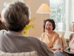 Tips Menjaga Kesehatan Hingga Hari Tua