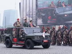 Panglima TNI Tinjau Geladi Bersih Puncak Acara HUT Ke 79 TNI Tahun 2024