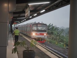 Sambut Pelantikan Prabowo-Gibran, KAI Commuter Turunkan Tarif Tiket Hanya Rp 1
