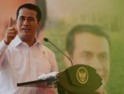 Mentan Copot Pejabat Terima Fee Rp700 Juta
