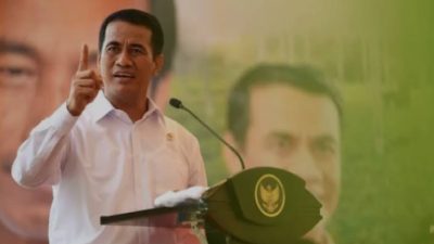 Mentan Copot Pejabat Terima Fee Rp700 Juta