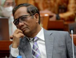 Mahfud Md: Pergantian Pemerintahan Jadi Momentum Perbaiki Demokrasi