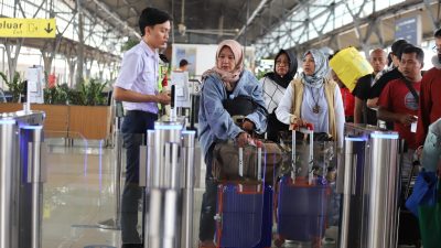 35 Ribu Tiket KA Ludes Terjual Untuk Libur Pilkada 2024