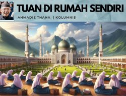 Tuan di Rumah Sendiri