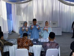 Nyoblos di TPS 8, Supian Suri Optimis Menangkan Pilkada Depok