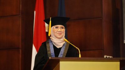 Istri Dirut Garuda, Luthfiralda Dikukuhkan Jadi Guru Besar FMIPA UI