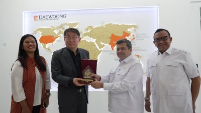 BPJPH Dorong Industri Farmasi Sertifikasi Halal Produknya