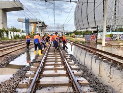 KAI Daop 1 Jakarta Lakukan Peningkatan Jalur Kereta Api Imbas Banjir Rob Jakarta