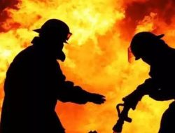 Dua Orang Meninggal Dunia, Terjebak di Lokasi Kebakaran Rumah di Senen