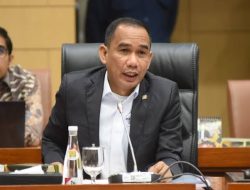 Banyak Penyalahgunaan, Legislator Minta Polri Pilah Satuan yang Berhak Gunakan Senjata Api