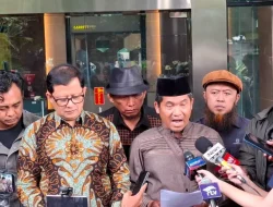 Tiga Tahun Laporan Tidak Jelas, Aktivis 98 Geruduk KPK Usut Dugaan Korupsi Jokowi dan Keluarga