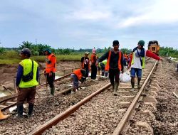KAI: Banjir Grobogan Masih Menghambat Perjalanan Kereta Api
