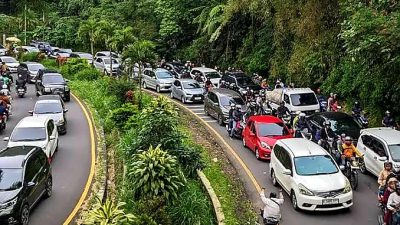 Total Ada 300 Ribu Kendaraan yang Melintasi Kawasan Puncak Sepanjang Libur Isra Miraj dan Imlek