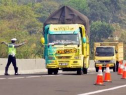 SKB 3 Menteri Terbit, Operasional Truk Dibatasi Saat Libur Panjang Isra Miraj-Imlek