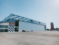 FL Technics Indonesia Dapat Sertifikasi dari Australia, Perkuat Pemeliharaan Pesawat dan Pariwisata di Bali