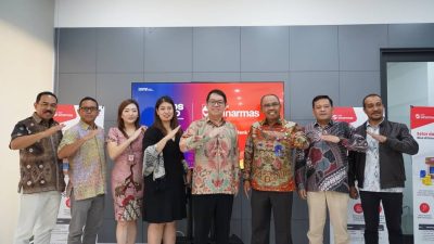 Kolaborasi Pos Indonesia dan Bank Sinarmas Layani Setor dan Tarik Tunai di Kantor Pos