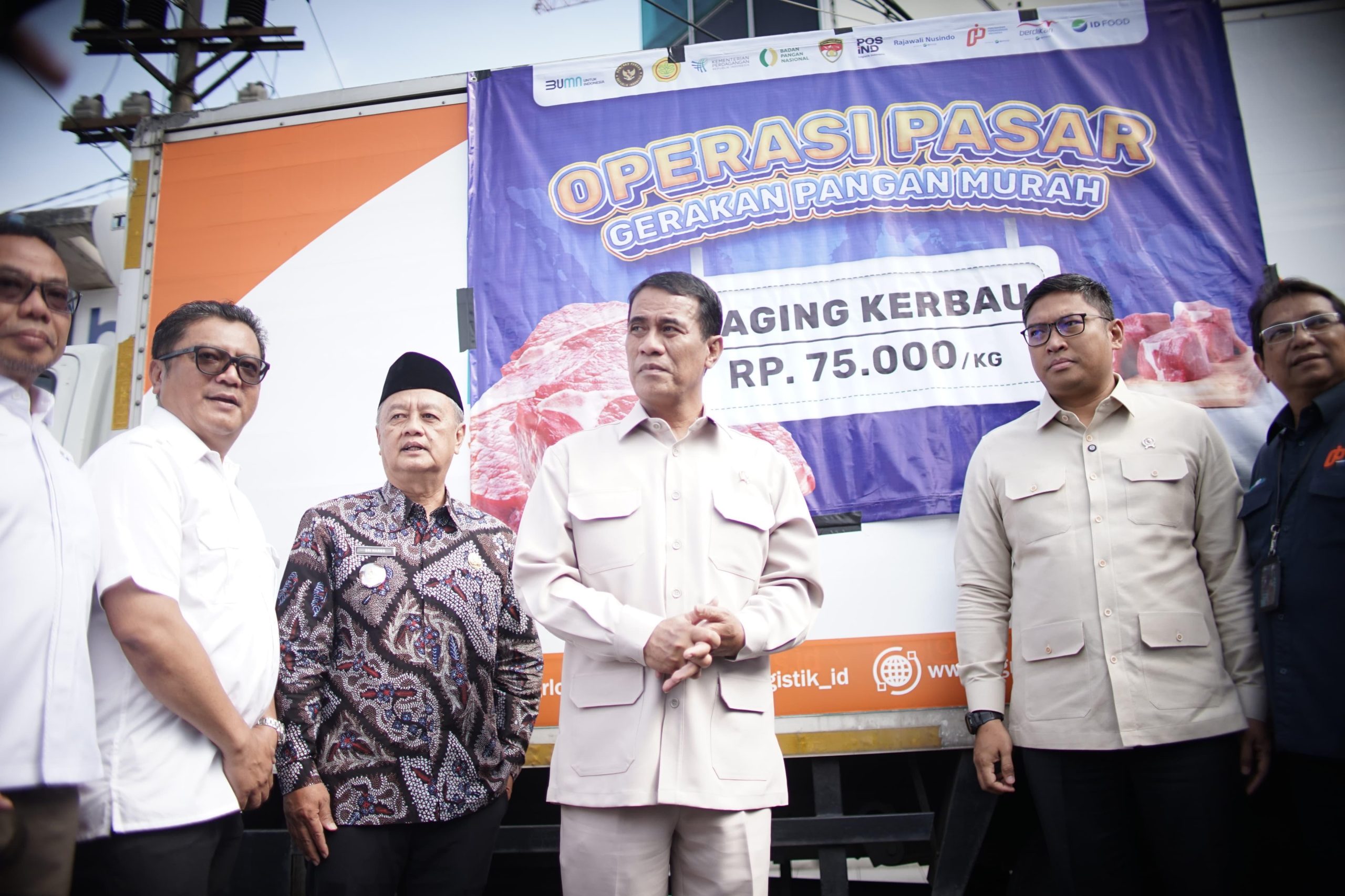 Operasi pasar pangan murah untuk memastikan distribusi bahan pangan yang terjangkau menjelang bulan Ramadan