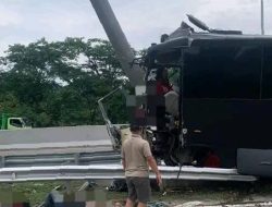 Bus Brimob Angkut Rombongan SMA 1 Porong Alami Kecelakaan di Tol Purwodadi, 2 Orang Tewas