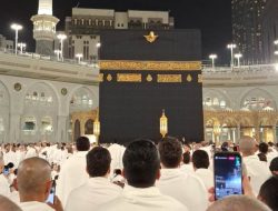 Perbanyak Sujud Saat Sholat, Niscaya Derajat Seseorang Akan Ditinggikan