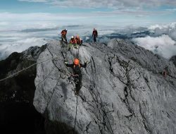 2 Pendaki Wanita Meninggal, Fiersa Besari Ungkap Tragedi di Piramida Carstensz
