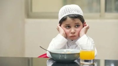 Bagaimana Cara Mengajarkan Anak Berpuasa? Berikut Tipsnya