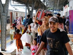 KAI Angkut 4,32 Juta Pelanggan Selama Angkutan Lebaran 2025