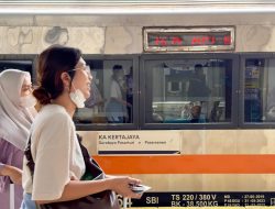 Stasiun Bekasi Catat Rekor Keberangkatan Penumpang Kereta Jarak Jauh Tertinggi di Angkutan Lebaran 2025