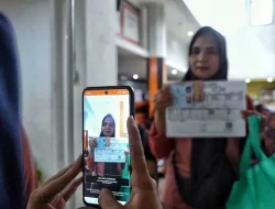 Awal Ramadan, Pos Indonesia Salurkan Bansos PKH dan Program Sembako di Bogor