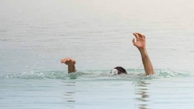 Desak-desakan, Dua Pemudik yang Jatuh ke Laut Saat Naik ke Kapal Berhasil Diselamatkan