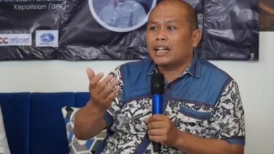 Pemerintah Antikritik Bisa Membuat Rakyat Bersatu Turun ke Jalan
