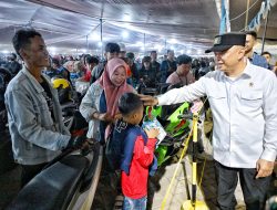 Menhub: Hingga Kamis Dini Hari, 11.800 Sepeda Motor Menyeberang dari Pelabuhan Ciwandan