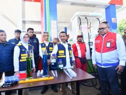 Jelang Puncak Arus Balik, Bahlil Cek Ketersediaan dan Kualitas BBM di Ambon