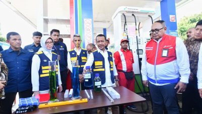 Jelang Puncak Arus Balik, Bahlil Cek Ketersediaan dan Kualitas BBM di Ambon