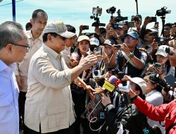 Presiden Prabowo Ajak Seluruh Kepala Daerah dan Jajaran Pemerintah Bekerja Sepenuh Hati Layani Rakyat