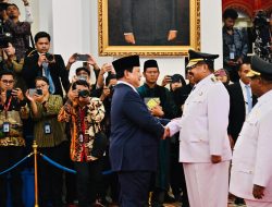 Presiden Prabowo Minta Gubernur Papua Pegunungan dan Kepulauan Babel untuk Pegang Teguh UUD 45