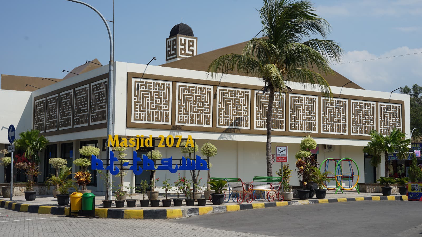Masjid di rest Area Travoy 207A (Foto : Dok. Jasa Marga)